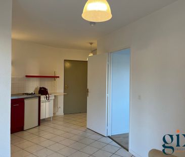 Location Appartement 2 pièces 28m² ECHIROLLES 38130 - Photo 2