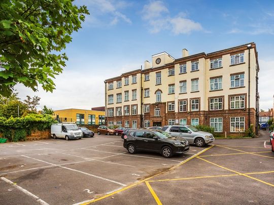 Ref: GF - St James Road - Photo 1