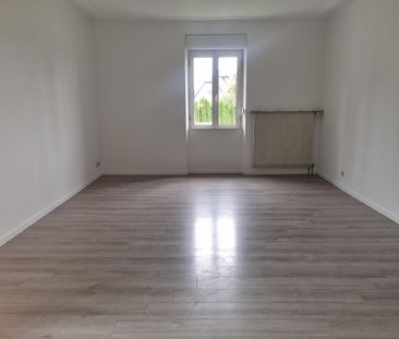 Location Maison 127.65 M² HIRSINGUE 1 120 € - Photo 2