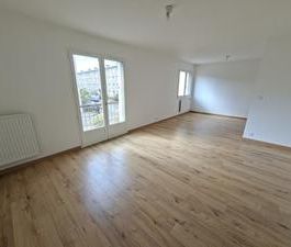 Location - Appartement T4 Autre - Photo 2