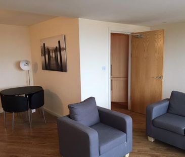 1 bedroom penthouse to rent - Photo 2