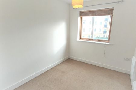 Forum Court - Photo 3