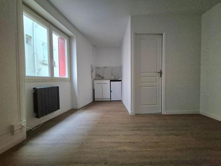 Location Appartement 1 pièce 16m² MACON 71000 - Photo 4