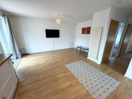 2 bedroom semi-detached bungalow to rent - Photo 3