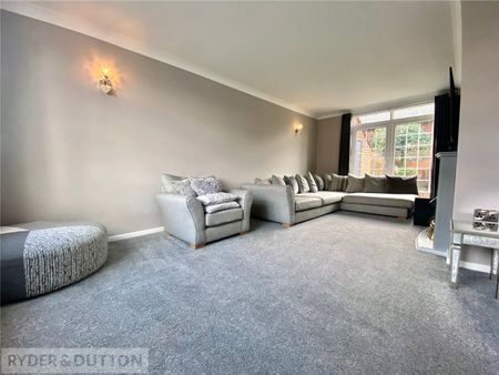 North View Close, Lydgate, Greater Manchester, OL4 - Photo 2