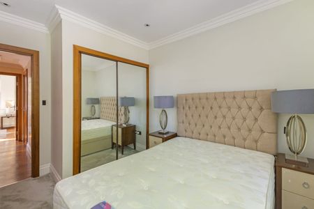 Kensington Garden Square, Kensington, W2 - Photo 3