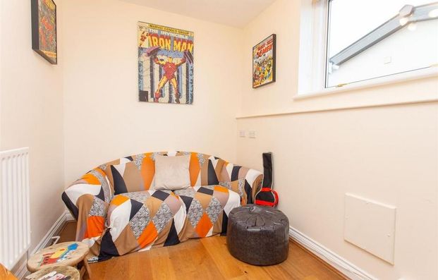 5 bedroom semi-detached house to rent - Photo 1