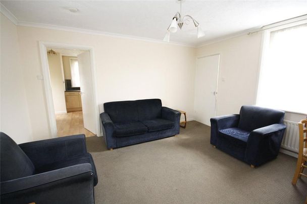 4 bedroom semi-detached house to rent - Photo 1