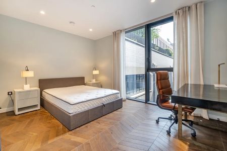 3 bedroom flat to rent - Photo 3