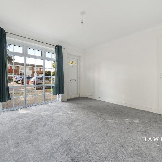 4 bedroom terraced house to rent - Photo 1