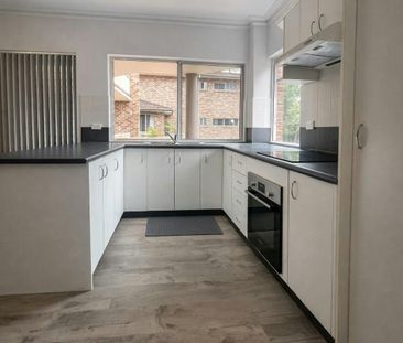 Updated Two Bedroom Unit - Photo 4