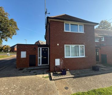 2 bed end of terrace house to rent in Hill Road, Arborfield, Readin... - Photo 3