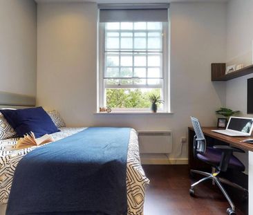 Studio to rent - Photo 6