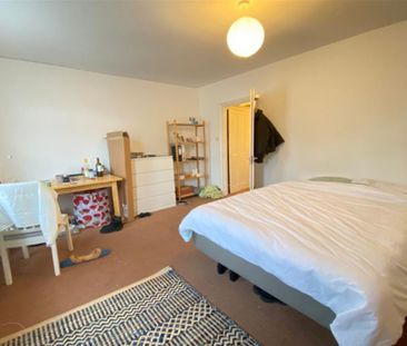 4 bedroom terraced house to rent - Photo 6