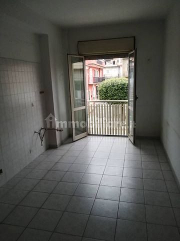 Quadrilocale via Giuseppe Garibaldi 95, Bianco - Photo 2