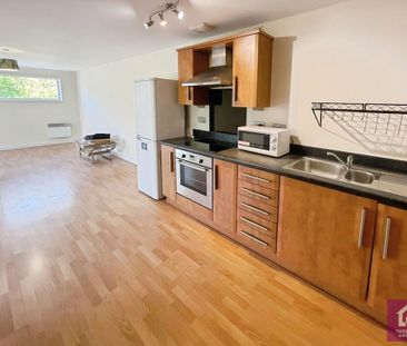 2 bedroom flat to rent - Photo 4