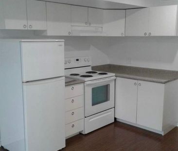 For Lease - 75 Maffey Crescent, Richmond Hill, Ontario - Photo 6