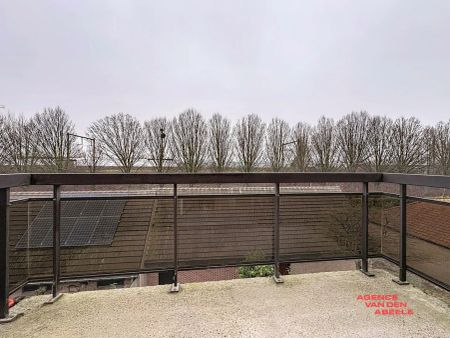 Gerenoveerd dakappartement op rustige ligging - Photo 4