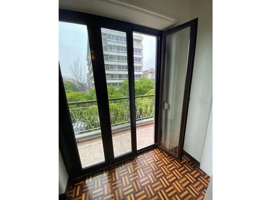 Rua Aquiles Monteverde, Lisbon, Lisbon 1000-018 - Photo 1