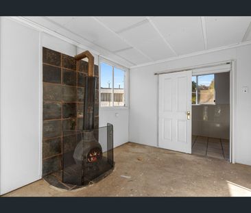 Freshly Updated 3 Bedroom Home with Large Yard - Photo 1