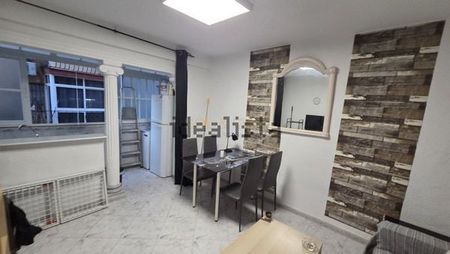 Alquiler de piso en Ayuntamiento - Photo 4