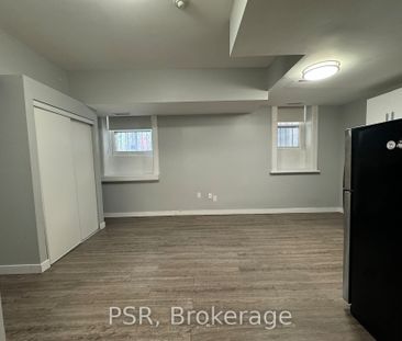 For Lease - 205 Gerrard Street Unit# 1, Toronto, Ontario - Photo 2