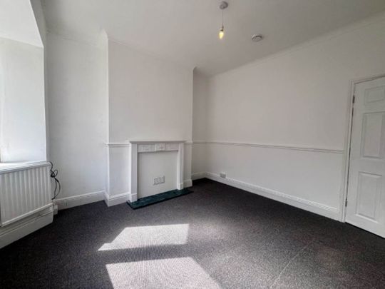 Nowell Terrace, Harehills, Leeds - Photo 1