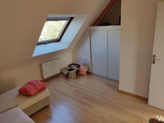 A louer à BRUZ, située entre les deux centres et leurs commodités (bus, commerces, écoles), mai... - Photo 1