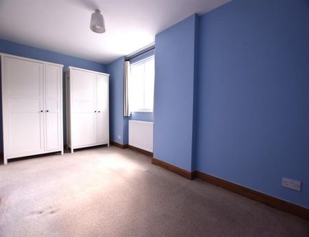 3 Bedroom End Terrace To Let - Photo 3