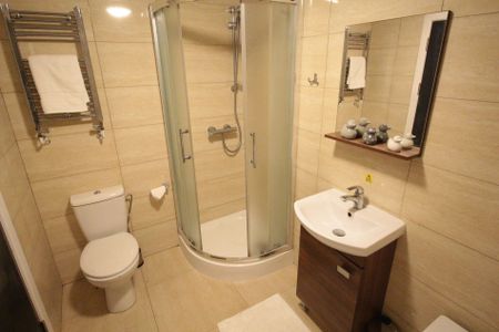 Park view, Stonebow house Block, St. Botolphs Crescent, Lincoln, Lincolnshire, LN5 8AZ - Photo 4