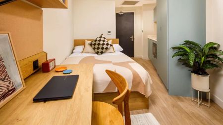 Premium Plus Ensuite - Photo 3