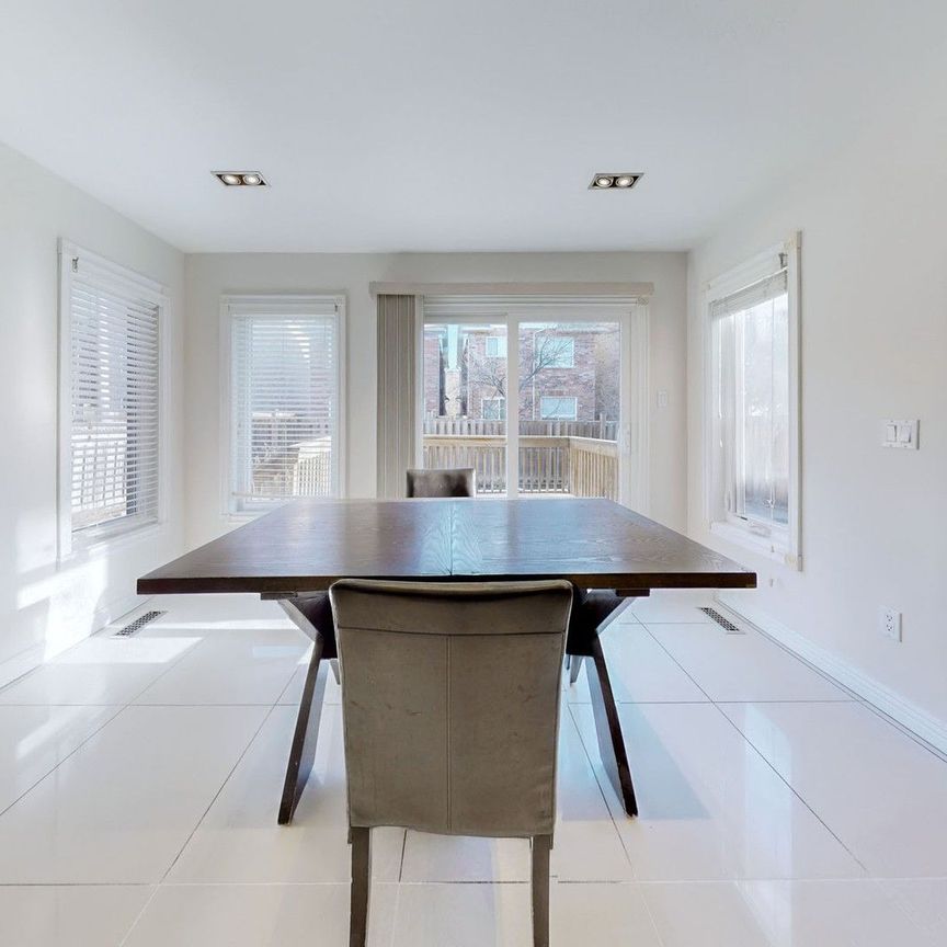 For Lease - 49 Havenview Road Unit# Upper, Toronto, Ontario - Photo 1