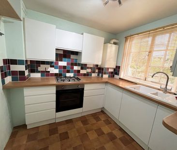 3 Bed Terraced House, Ewhurst Road, BN2 - Photo 6