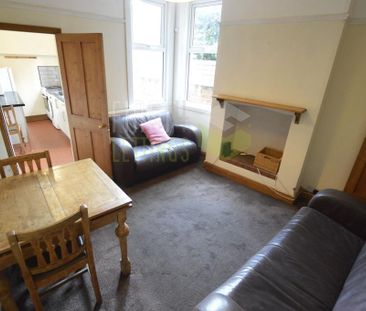 3 bedroom terraced house to rent - Photo 4