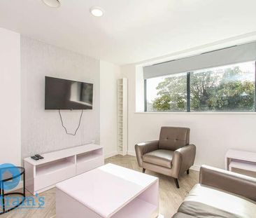 Professional Ensuite Rooms Inc Bills, Beeston, NG9 - Photo 2