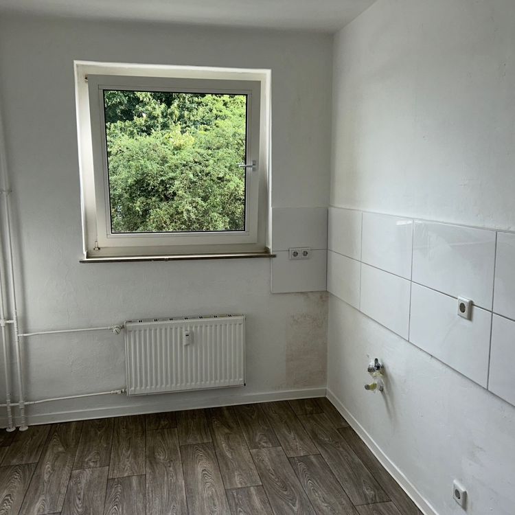 In Sanierung 3 Zimmer im Erdgeschoss - Foto 1