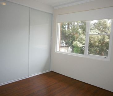 One Bedroom Unit &plus; Garage - Photo 2