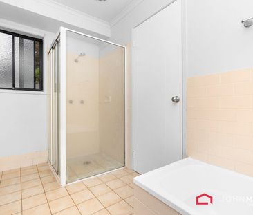 Designed for family functionality! - Photo 3