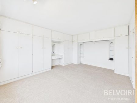 4 bedroom detached house to rent - Photo 5