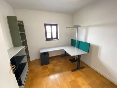 BESTLAGE IN ALTURFAHR - 3 ZIMMER TERRASSENWOHNUNG MIT DONAUBLICK - Photo 2