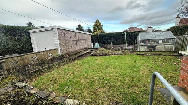 2 bedroom semi-detached bungalow to rent - Photo 1