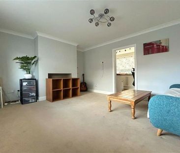 2 Bedroom Terraced To Let - Photo 2