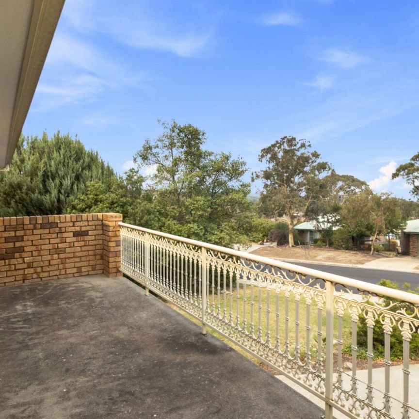 61 Crest Park Parade, Queanbeyan NSW, Belconnen - Photo 1