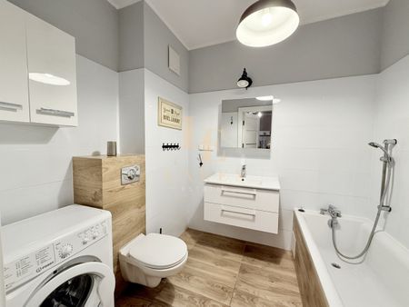 Dwupokojowe mieszkanie na Wilanowie | Balkon - Zdjęcie 5