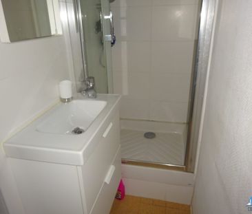 Location Appartement 2 pièces 31m² COURBEVOIE 92400 - Photo 6