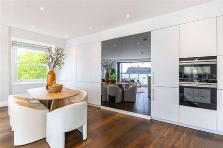 A beautifully arranged three bedroom flat, close to Bishops Park. - Photo 5