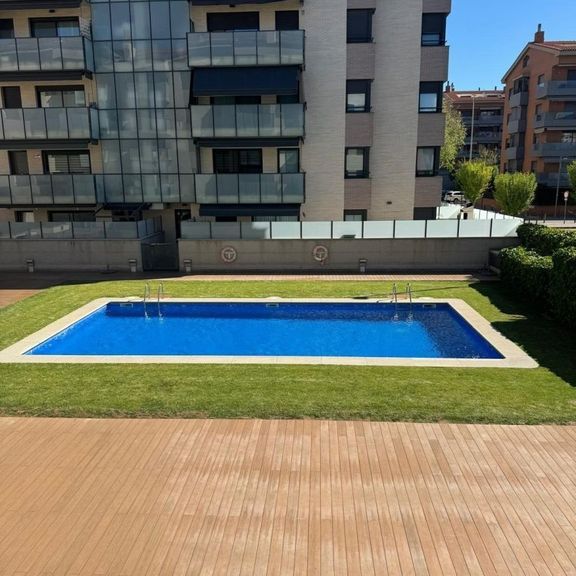 3 room luxury Apartment for rent in Castelldefels, Spain - Photo 1