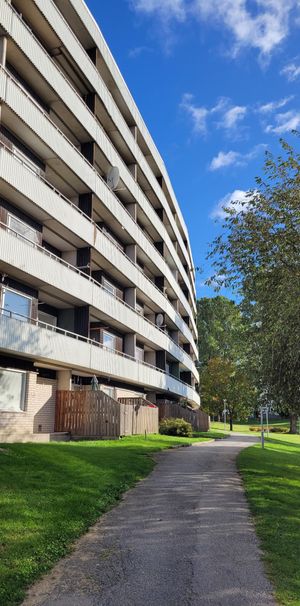 Brandkärrsvägen 114 - Foto 1