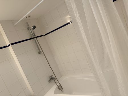 Location Appartement 2 pièces 36m² LA ROCHE CHALAIS 24490 - Photo 5