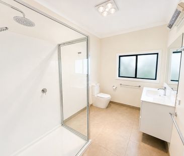 3 BEDROOM HOME IN PRIME LOCATON - Photo 6
